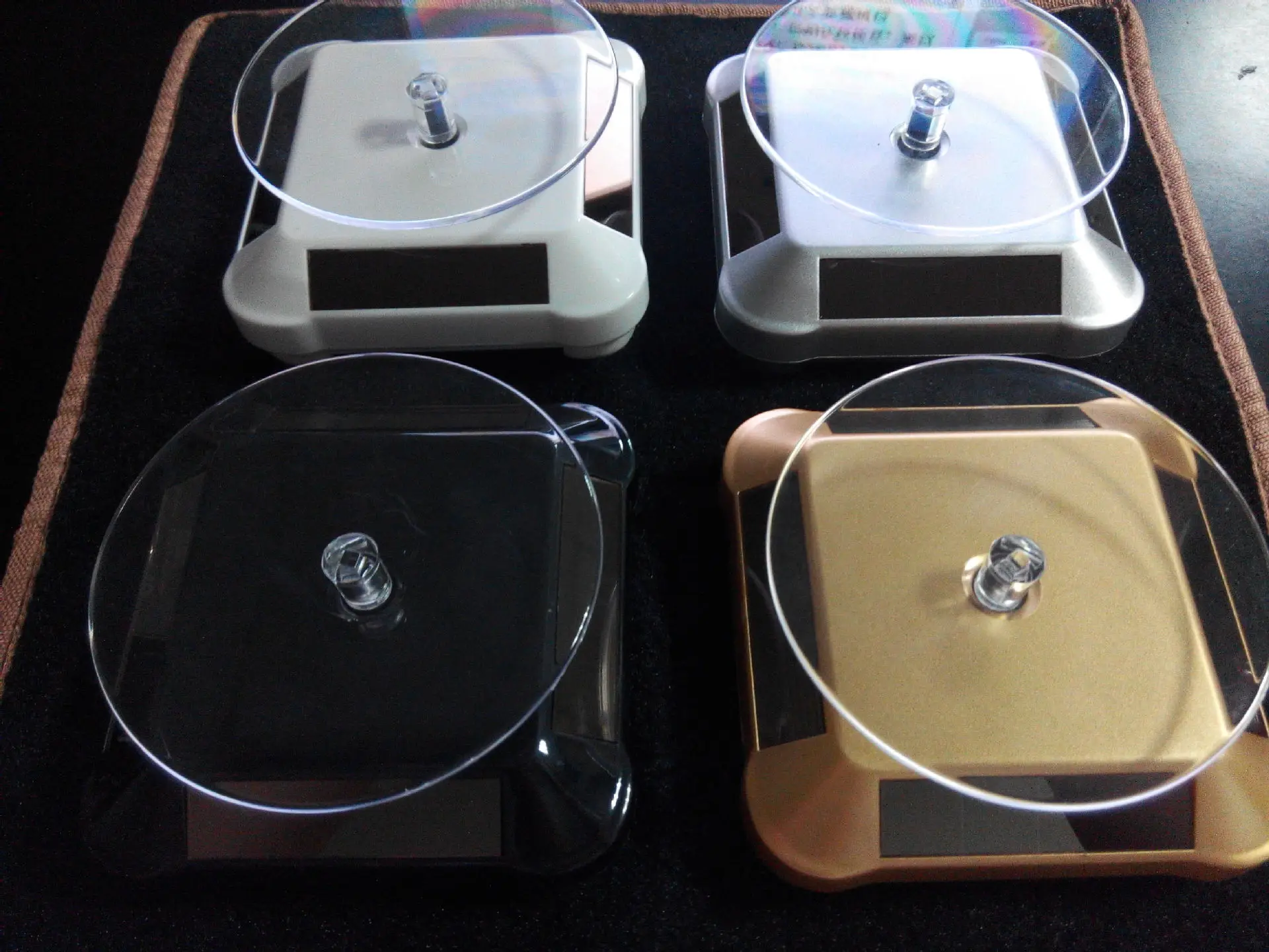 Solar Showcase 360 Automatic Rotating Turntable Jewelry Organizer Jade Ware Necklace Bracelet Watch Phone Display Stand