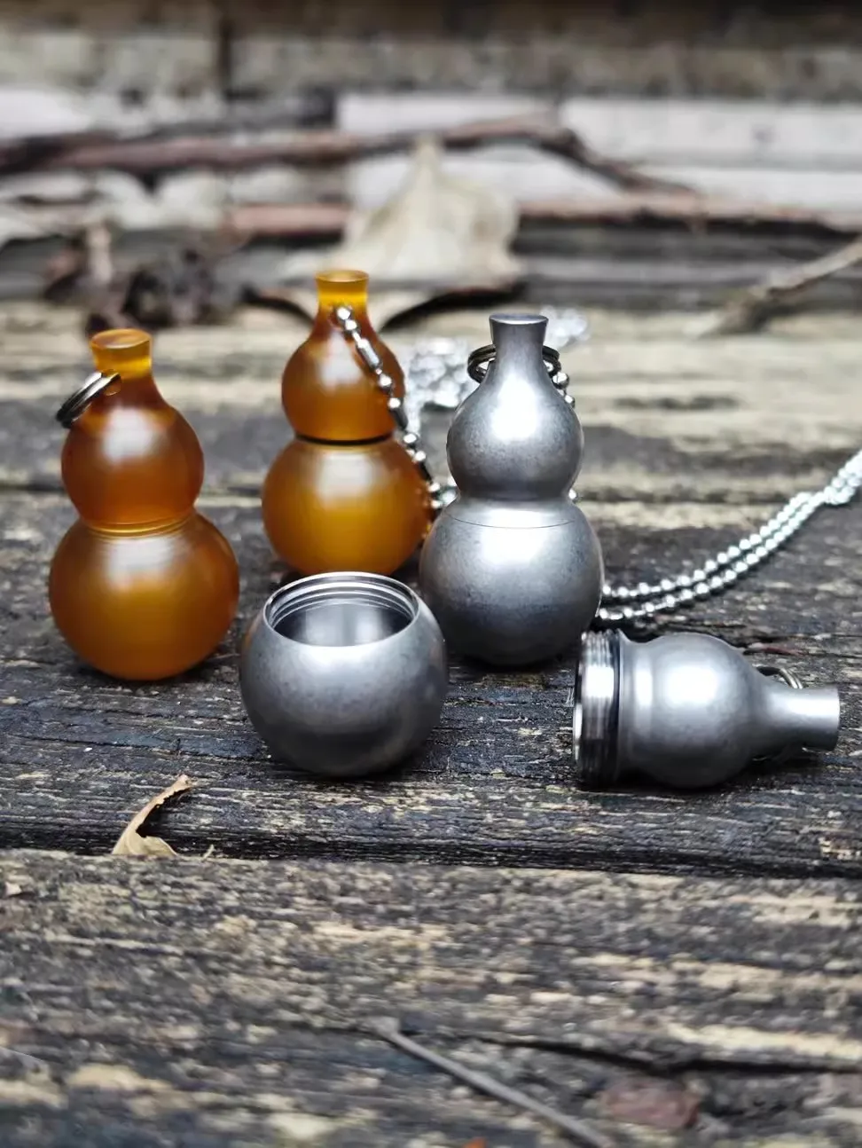 Gourd Creative Pill Box EDC Necklace Pendant Waterproof Warehouse Pure Titanium PEI First Aid Small Pill Bottle Knife Pendant