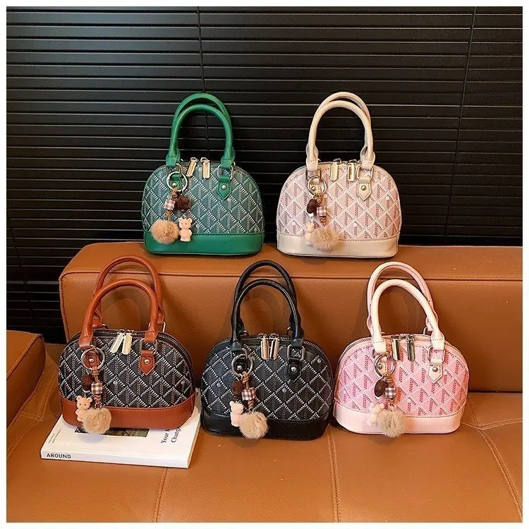 

Новая летняя женская маленькая сумка 2026 года: винтажная, модная, универсальная, на плечо, кроссбоди, для телефона