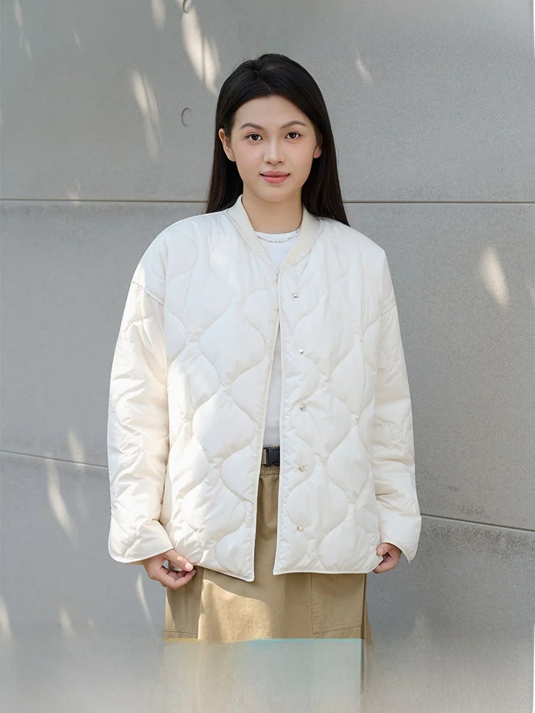 

Женская свободная повседневная легкая куртка Cloud Cotton с воротником-бомбером, зимняя модная базовая трендовая брендовая модель с длинными рукавами