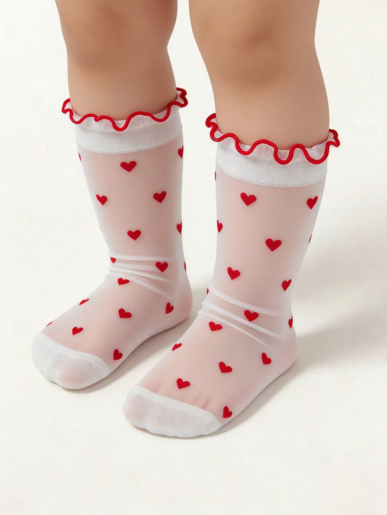 

1 Pair of Girls' Mid-Calf Socks, Breathable and Comfortable Red Heart Patterned Straight-Leg Socks Suitable for Spring and Summer