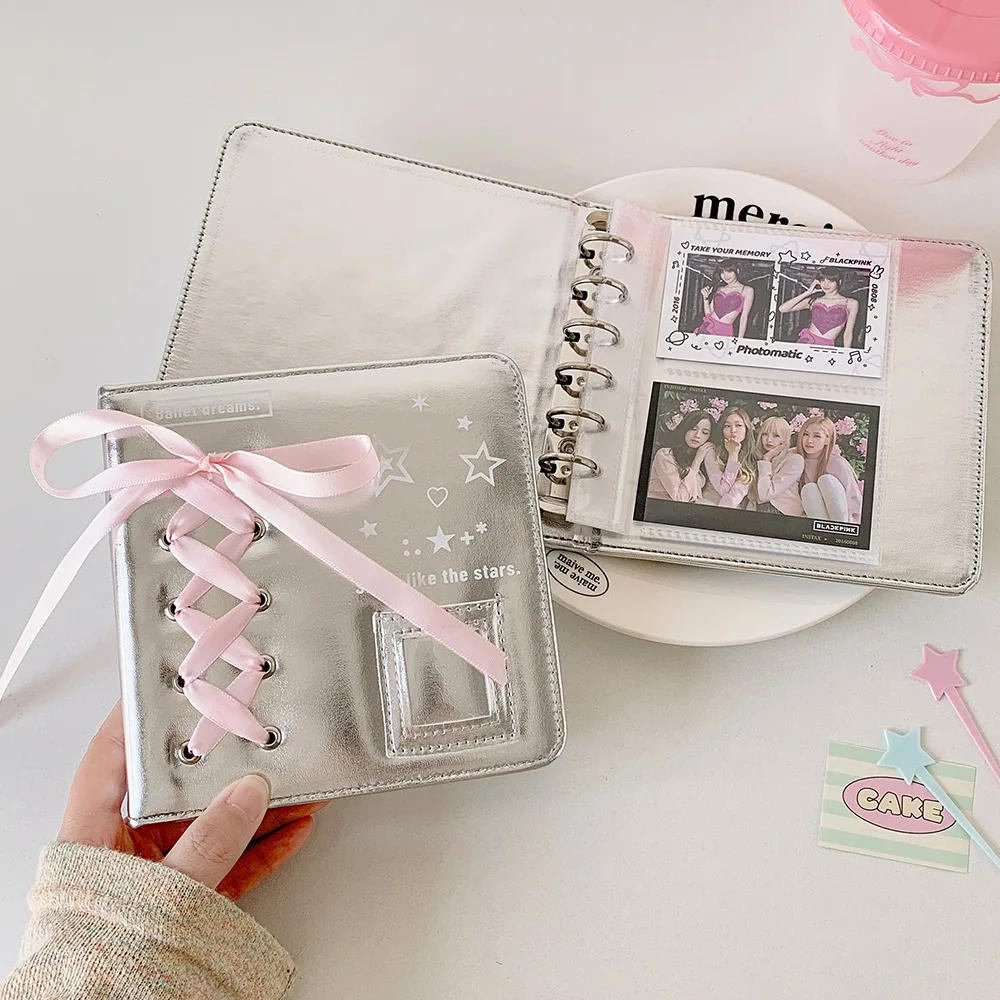 Album na karty fotograficzne Hisocute Silver Glossy PU z kokardką, album na karty fotograficzne K-Pop A5/A7, album na kolekcje gwiazd o dużej pojemności