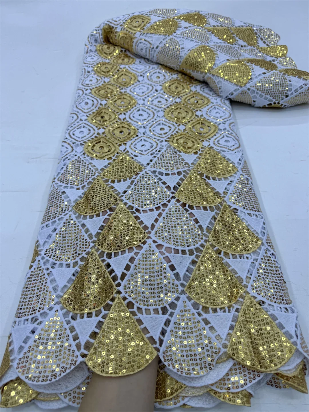 

White & Gold Guipure Cord Lace Fabric with Sequins Soft Milk Silk Clothing Laces Fabrics JYS-215-110