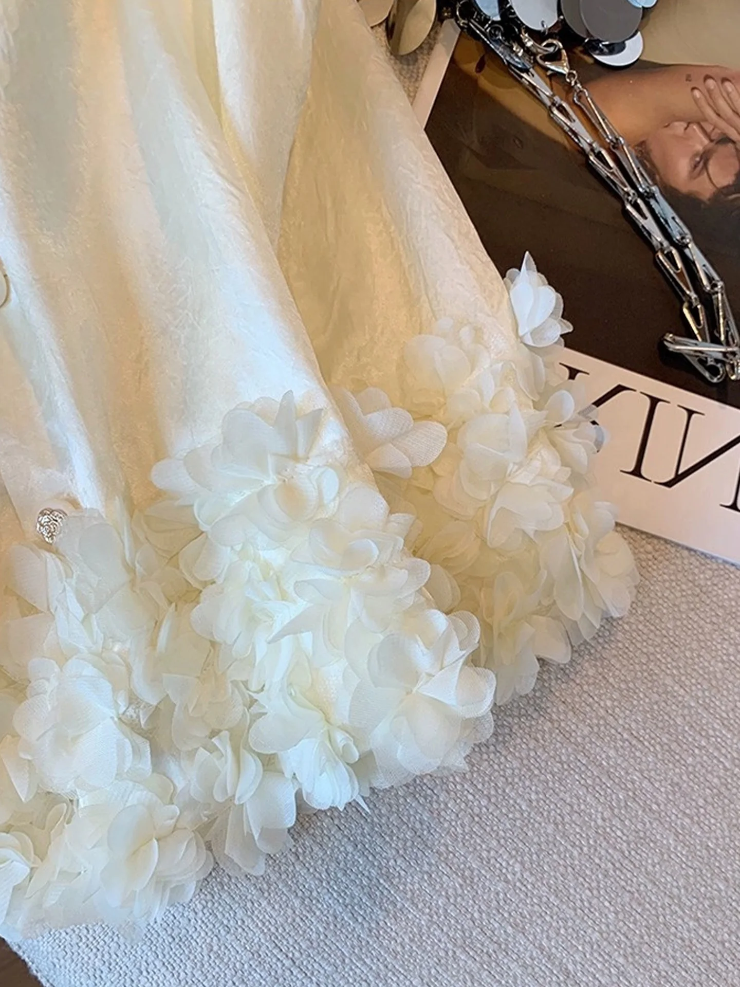 

Ele Svel Vest Women's Faion Summer 2025 Trendy Bot Hem 3D Flower Design Commute Sle Korean Version Straight Cut