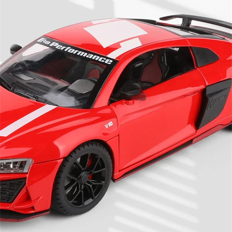 Audi R8 V10 Plus Alloy Performance Modelo de carro esportivo Diecast Metal Toy, Simulação de som e luz, Presente infantil, 1:24