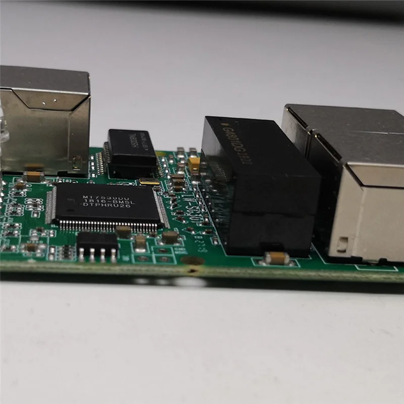 AC56-3-Port Gigabit Switch Module Is Widely Used In LED Line 5 Port 10/100/1000 M Contact Port Mini Switch Module PCBA