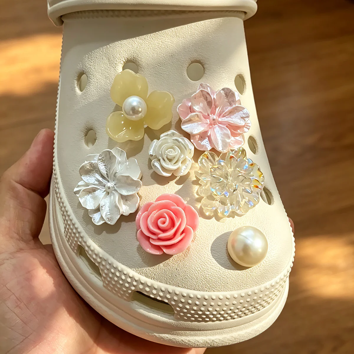 2026 Camellia DIY Charms for Shoe Accessories Elegant Craft Stuff for Sandal Decoration Hole Shoes ABS Flower Pearl Shoe Charms