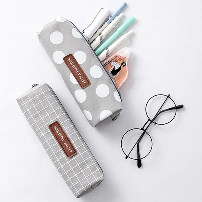 Brief Style Polka dot Cosmetic Bag Women Pencil Case Cosmetic Pouch Korean Travel Toiletry Bag Lady Makeup Organizer Beauty Case