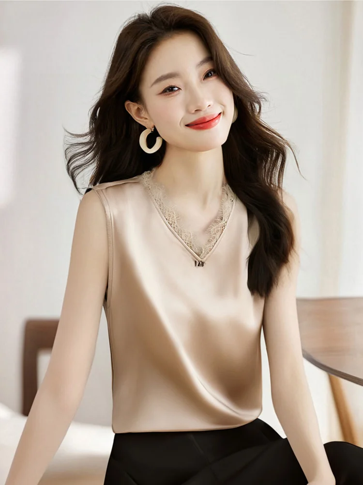 

Ele Lace Splice Design V-Ne Satin Women's Top Faionable Summer Svel Straight Cut Korean Sle Casual Wear