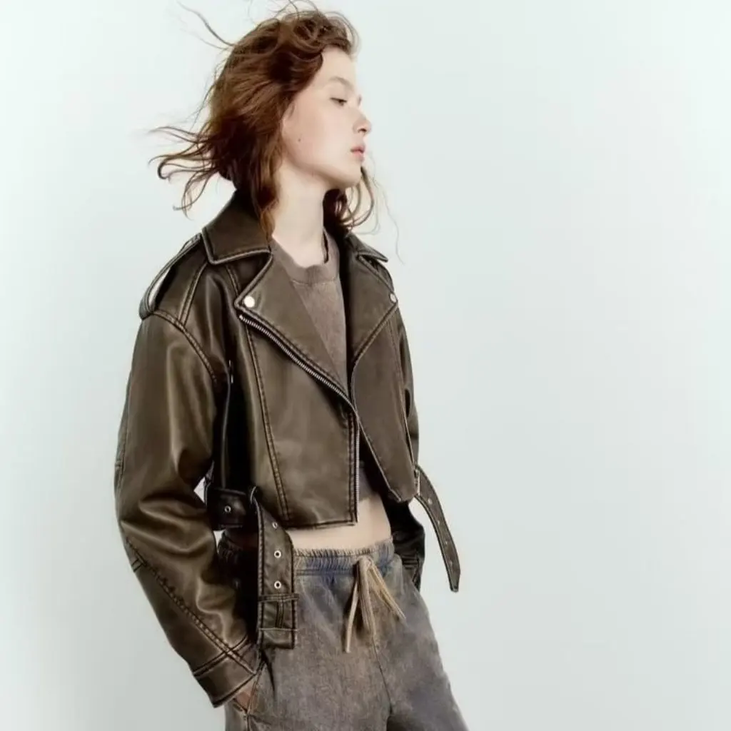 

Women's PU Leather Short Jacket Street Fashion Slim Fit Zippered Gradient Washed Top for Autumn Winter