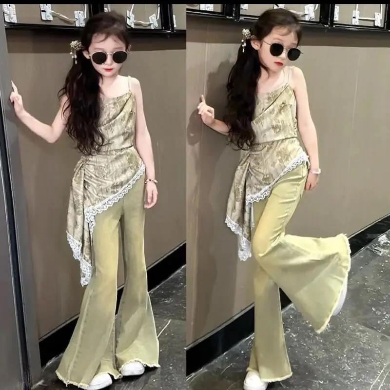 

Детская одежда, новый стиль, джинсовый комплект с цветочным принтом для девочек, брюки-клеш, весенне-летний модный комплект для детей среднего и большого размера