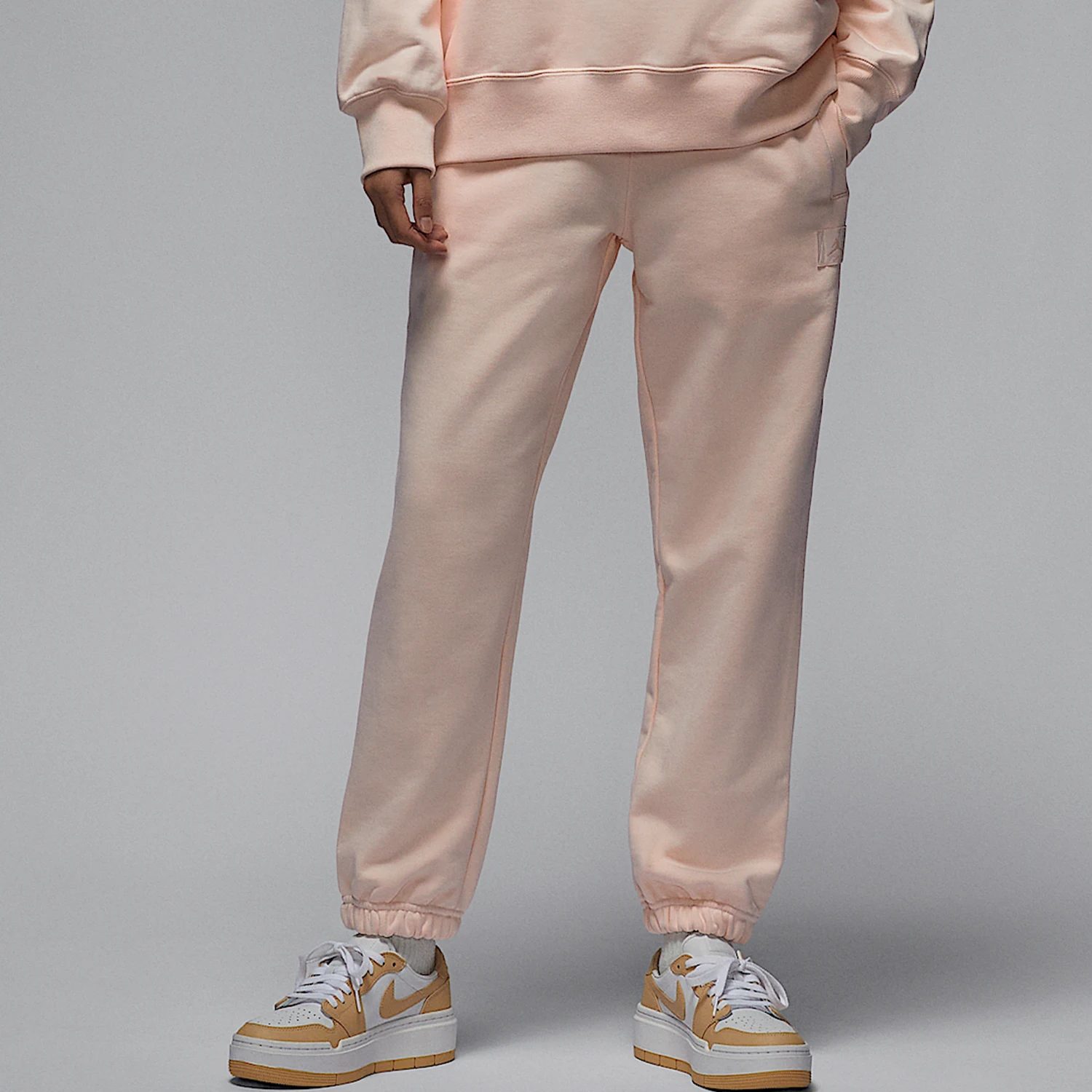 

Официальные женские свободные мягкие уличные брюки Nike JORDAN на шнуровке HJ1327-838