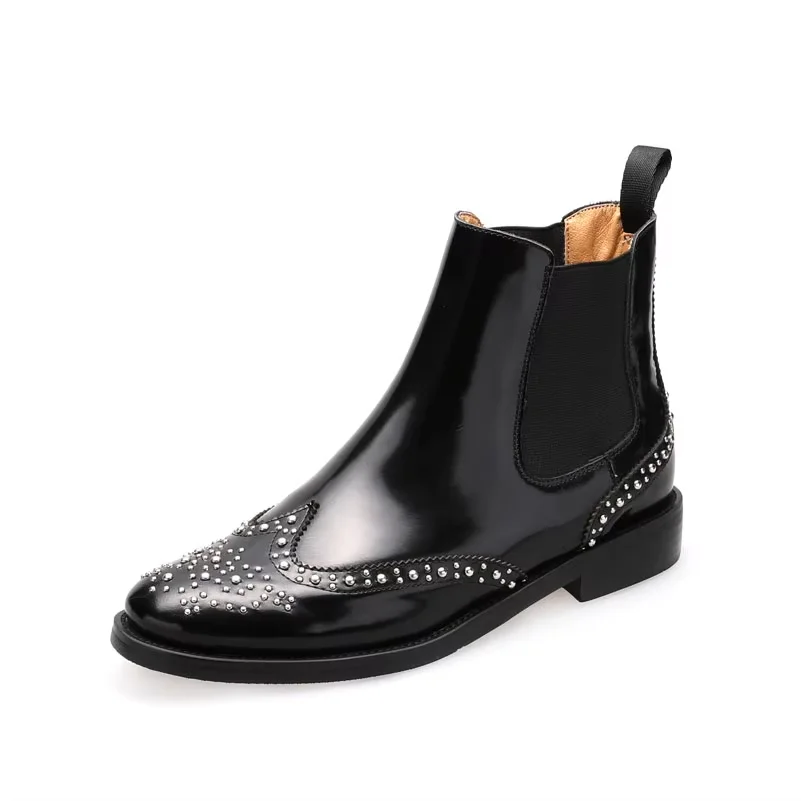 

Woman Ankle Boots Brogue Shoes Street Syle Shoes Patent LeatherSlip On Ladies Rivets Boots For Women Chelsea Boots Plus 43