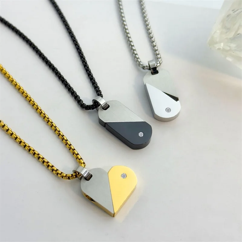 مخصص القلب قلادة للنساء شخصية القلب لغز مطابقة القلائد الفولاذ المقاوم للصدأ مخصص النقش اسم/تاريخ قلادة