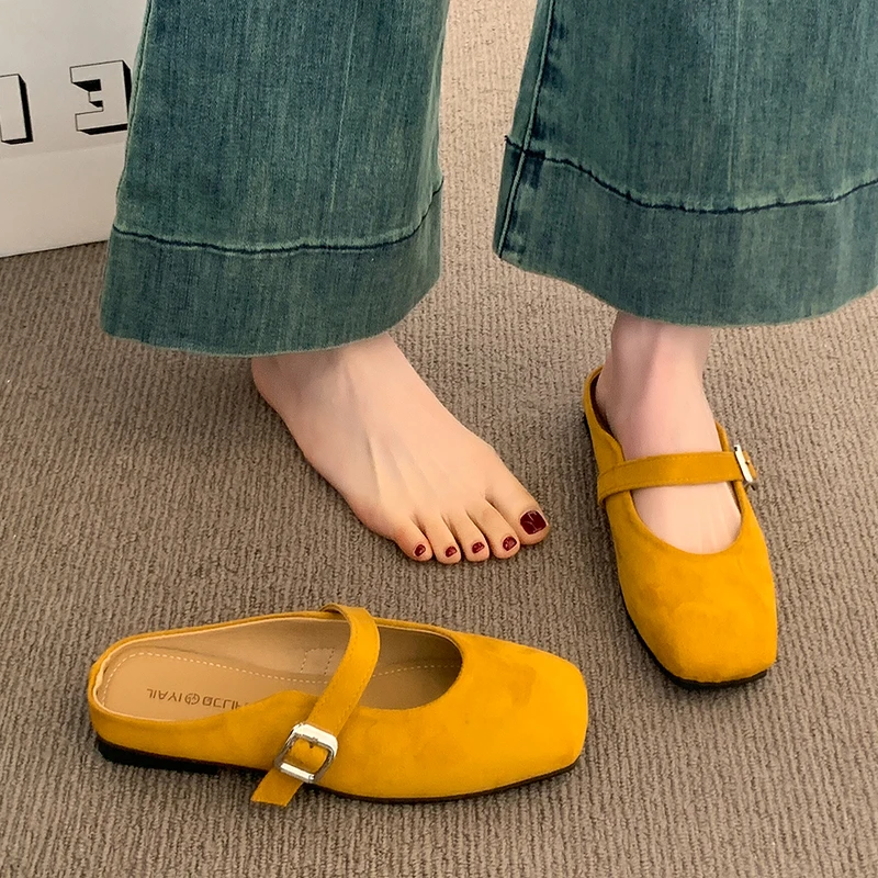 

Women's Summer Outdoor Wear Yellow Slip-On Mule Mary Jane Half Slippers Convenient Buckle Detail Ultra-Fiber Upper Rubber Sole