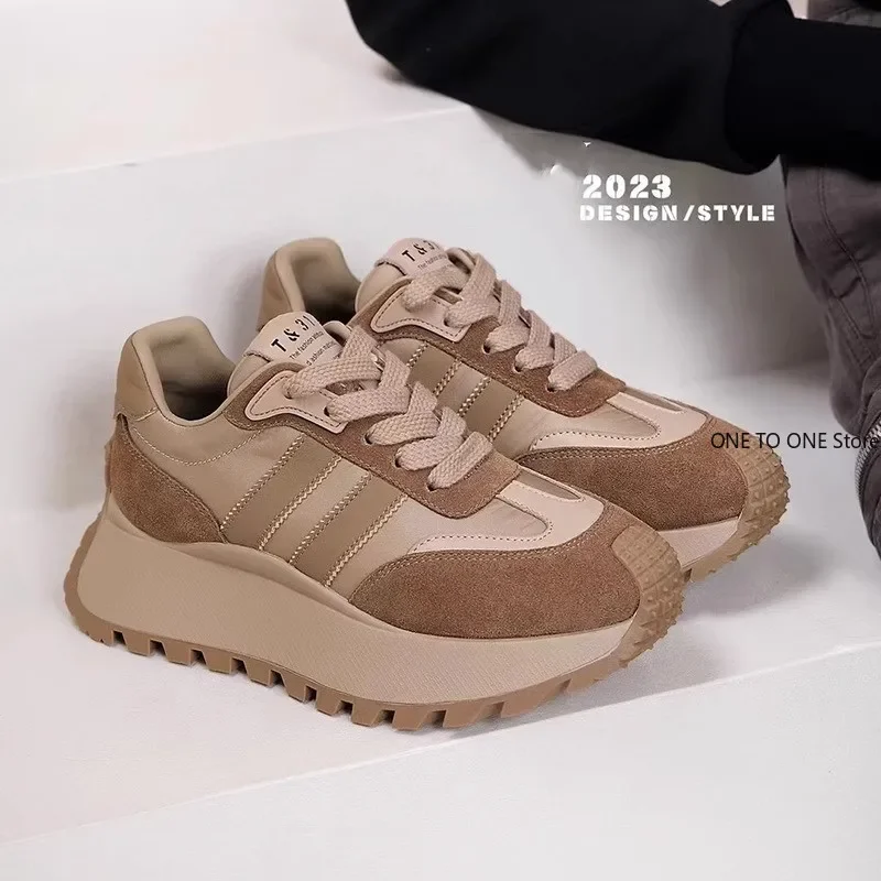 Scarpe vulcanizzate con suola spessa da donna 2024 nuove scarpe Casual versatili da corsa e sportive per studenti Sneakers da donna di lusso