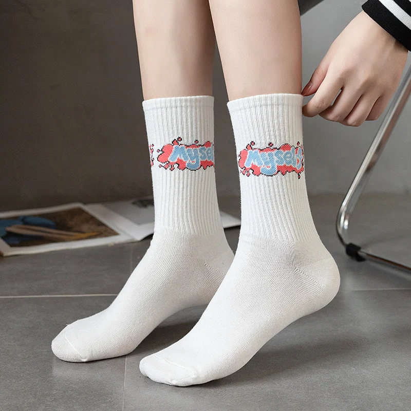 9 Pairs/Set Unisex Socks Letters Printed Simple Mid Tube Socks Suit In Every Seasons For Daily Sports