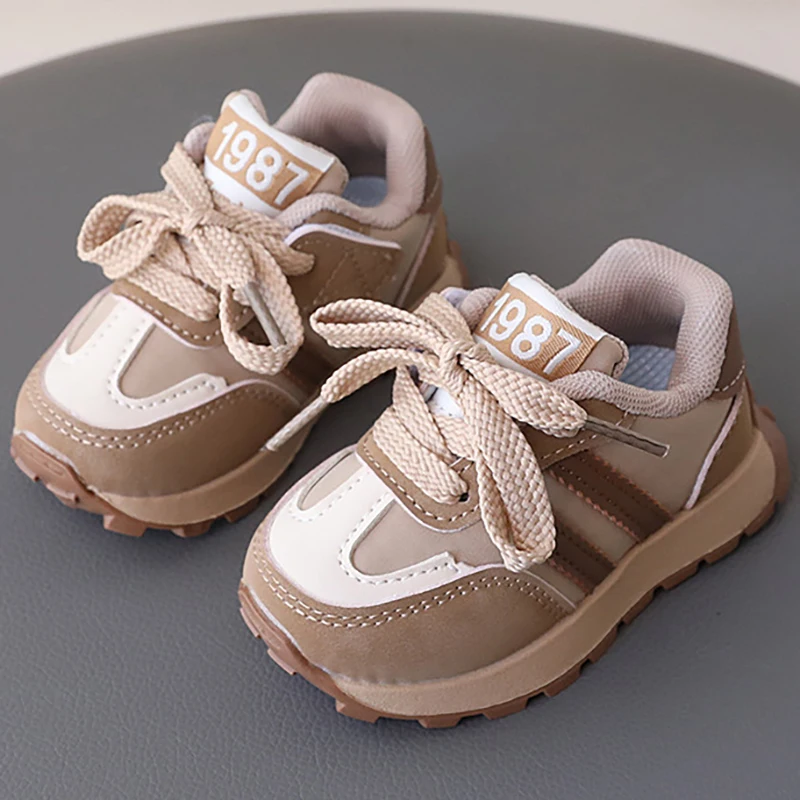 Baskets ergonomiques en cuir PU pour enfants, chaussures de Sport de course imperméables pour bébés garçons et filles