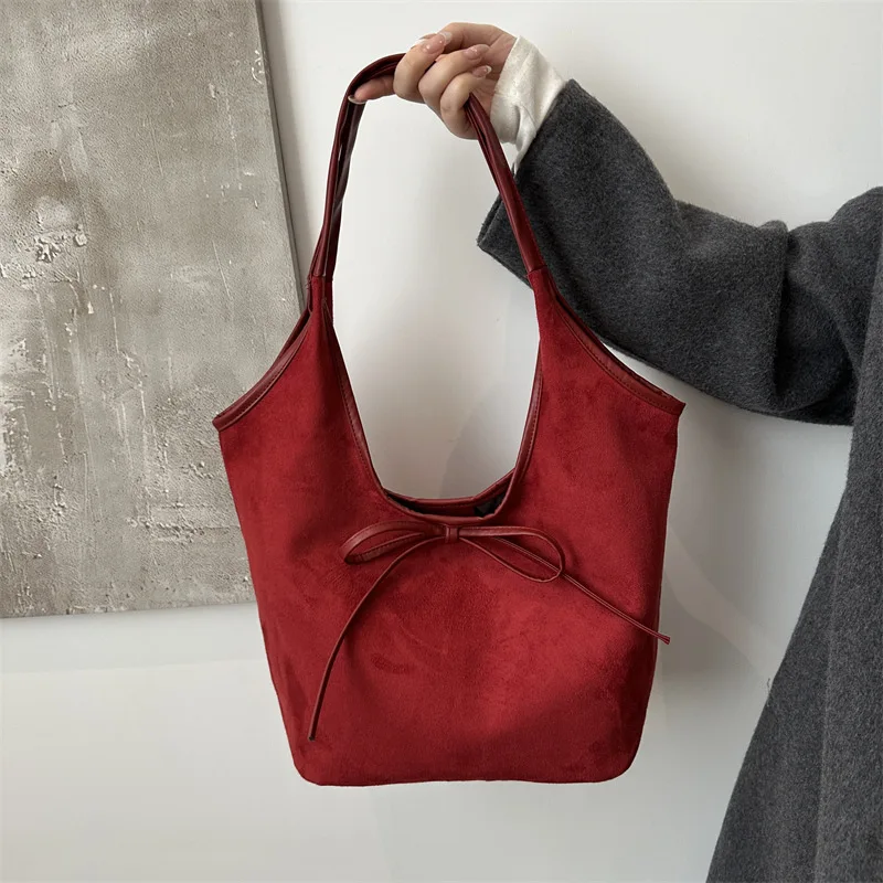 

Hot Selling Retro Frosted Underarm Bag for Women 2025 New Spring Bucket Bag, Casual Large Capacity Single Shoulder Tote Bag