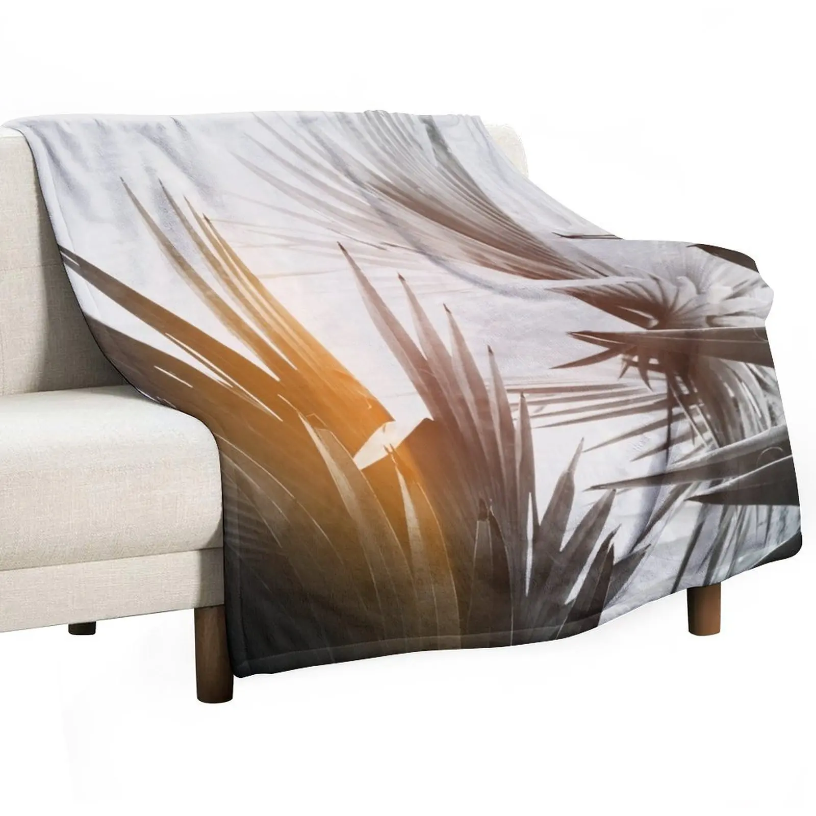 Flare #1 Throw Blanket Retros Decorative Sofas Blankets