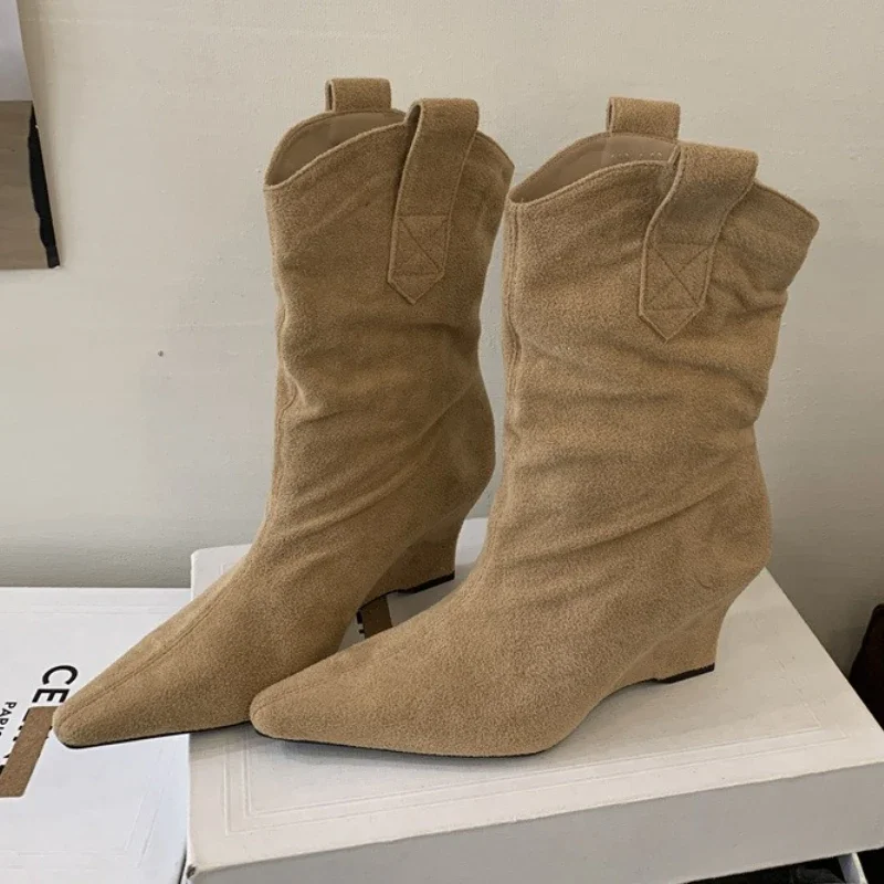 

Новые осенние короткие ботинки, женские модные ботинки с острым носком на каблуке, женские элегантные замшевые сексуальные ботильоны на танкетке, женские Botas Mujer