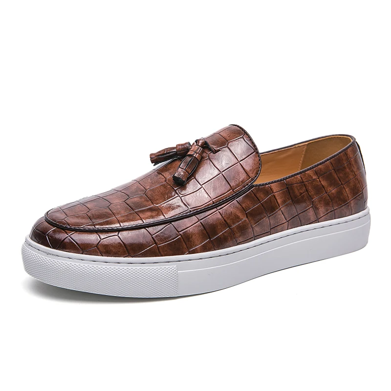 

Men's motorcycle spring and summer new fashion trend leather shoes casual versatile comfortable men's shoes