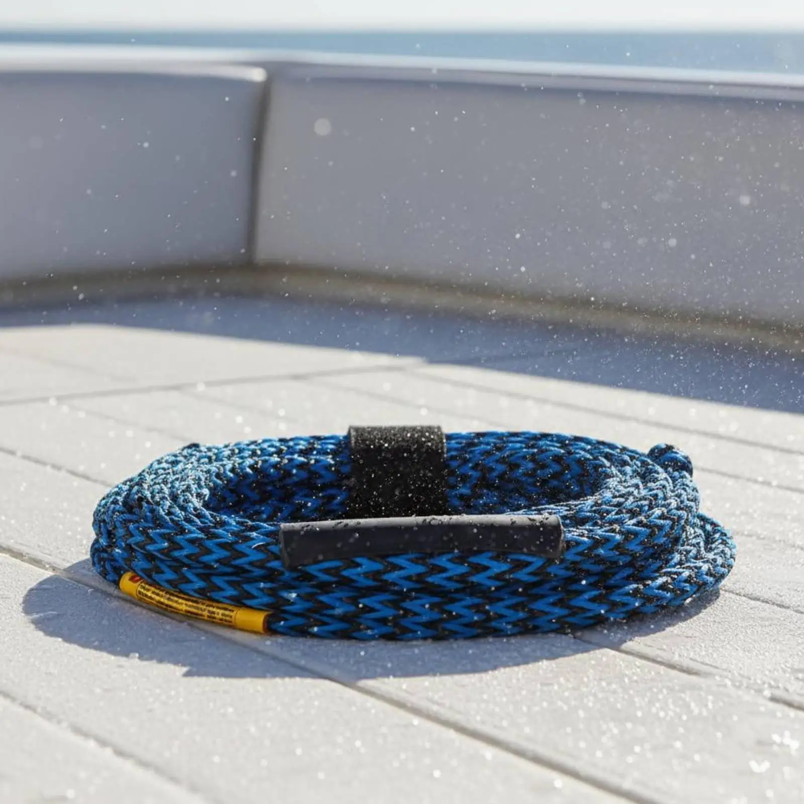 Premium Towing Rope Buoyant Polyethylene Rope Tensioner Metal for Water Ski Sofa Outdoor Use