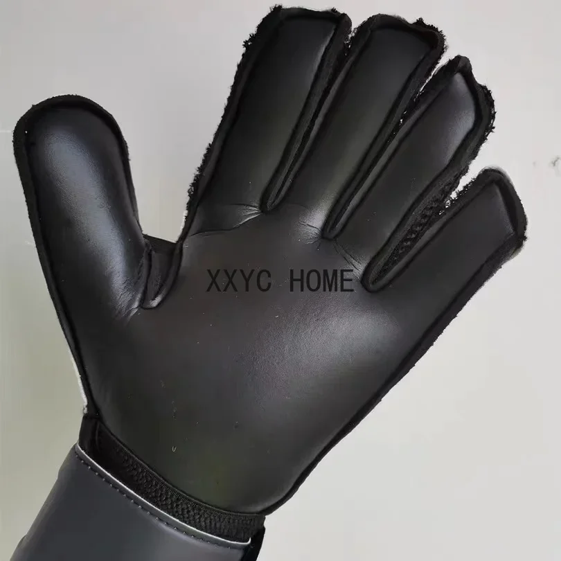 Oriental  Deer For Adults  Kids Football Goalkeeper Gloves Thickened Soccer  Gloves  5 protective fingers are not detachable