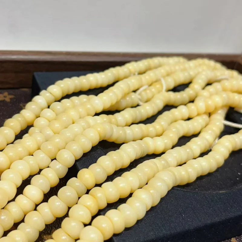 

Tuo Bone Garlic Clove Large Intestine Hand String Bracelet Accessories