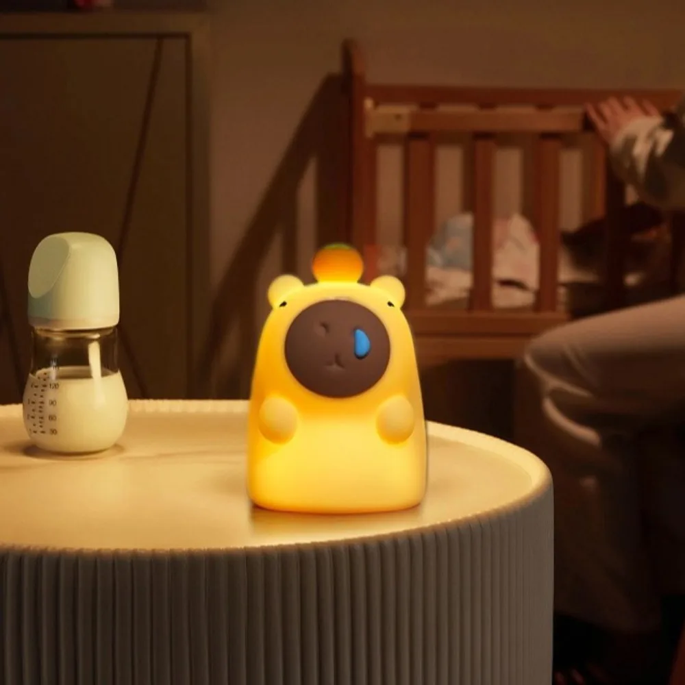 Durevole Kapybara Luce notturna Simpatica lampada ricaricabile in silicone Illuminazione per camera da letto Decorazione da tavolo Pat Light Regalo per bambini