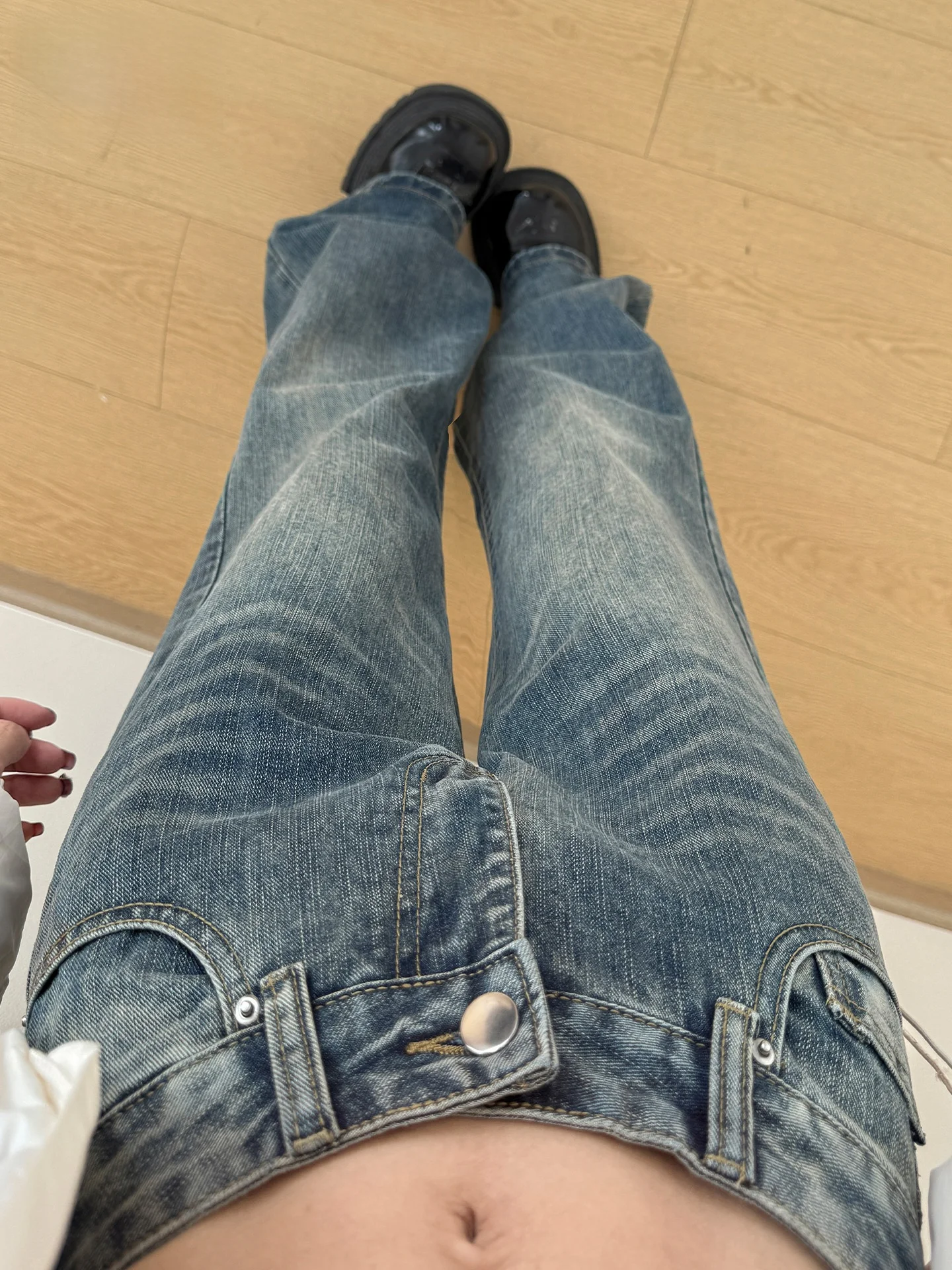 

American Style Low Waist Bell Bottom Jeans Women Winter New Slimming Long Leggings Distressed Button Zipper Casual Jeans