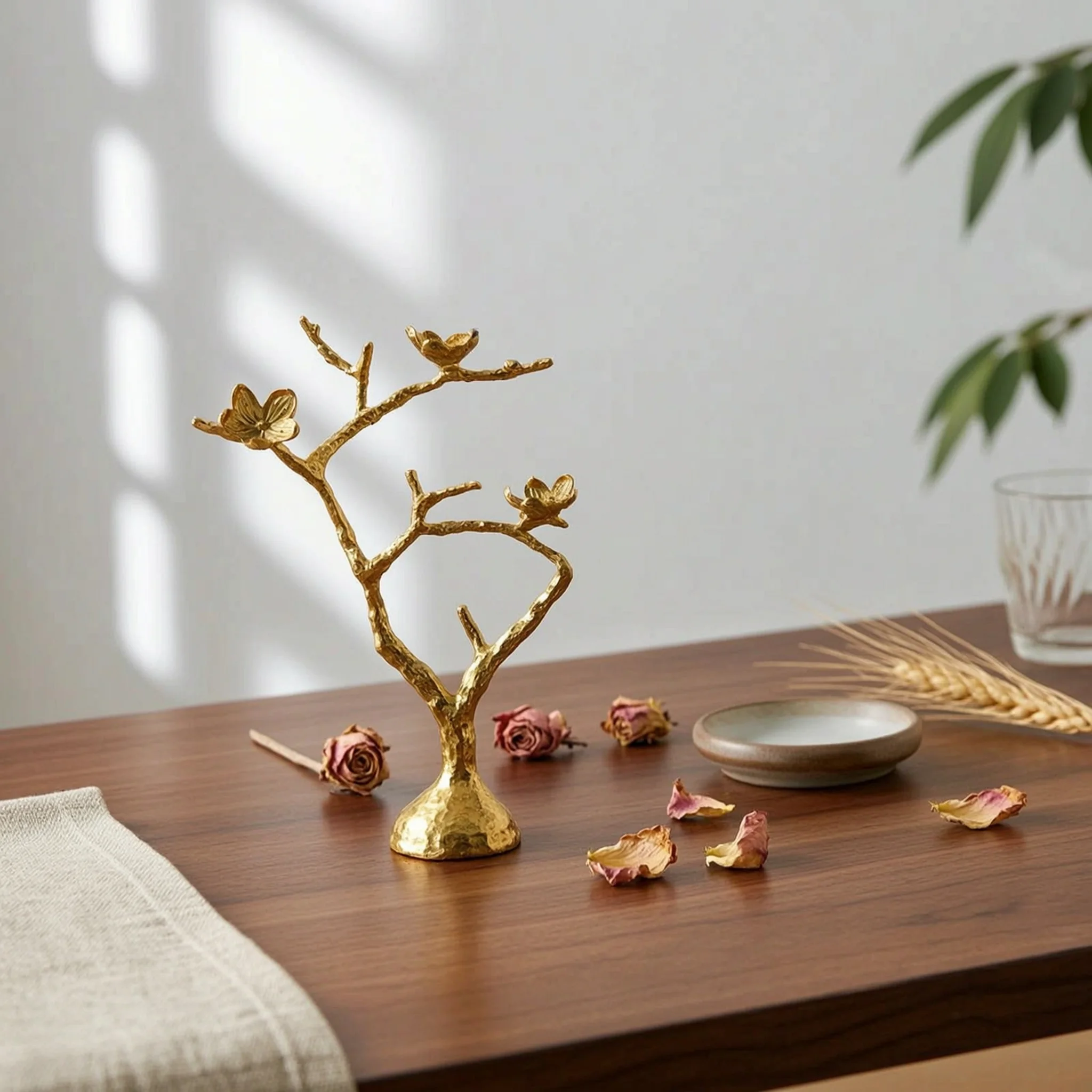 Serving Stand with Scalloped Bowls Reflective Two-Tier Serving Platter Tiered Fruit Bowl Luxury-Inspired Tray Countertop