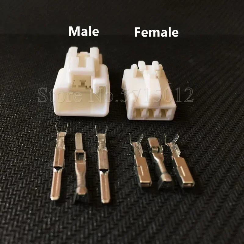 3 Hole 7282-1030 Car Wire Connector Electrical Connector Reading Lamp Fog Lamp Headlight Sensor Plug