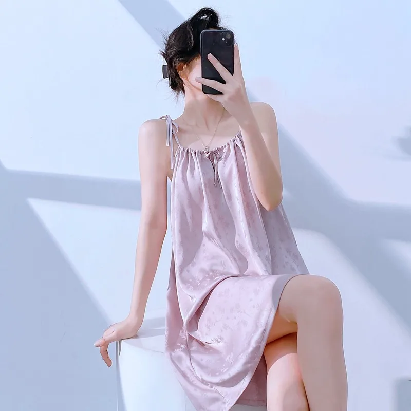 

Loose Ice Silk Sleep Dress with Chest Pad Butterfly Embossed Flower Pressing Sleepwear for Women Maternity And Baby Supplies