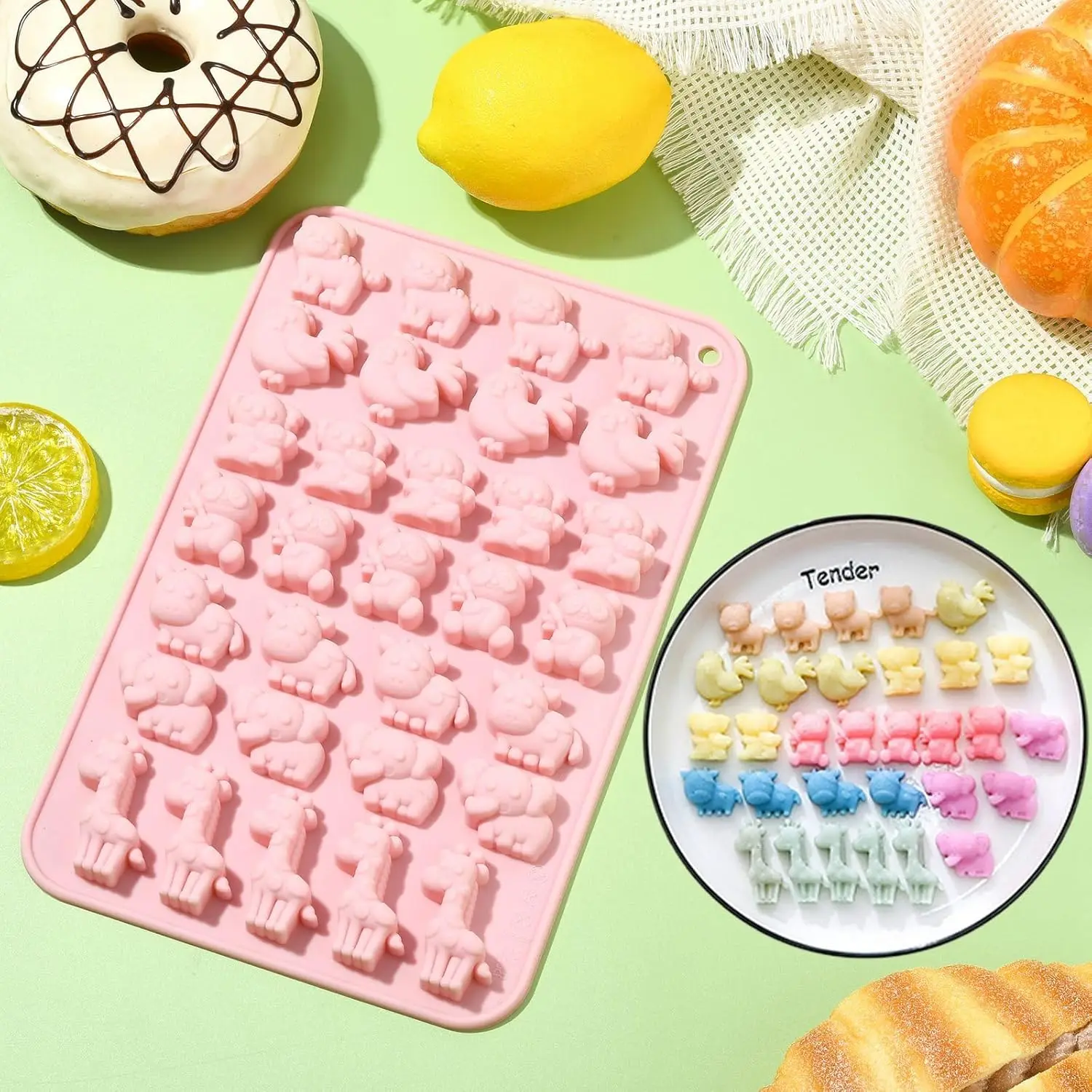 

31-hole Cute Animals Silicone Mold 3d Panda Koala Elephant Giraffe Fondant Cake Candy Chocolate Molds Baking Cake Decorations