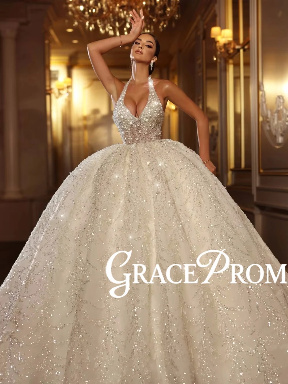 Glamorous Glitter Princess Ball Gown Wedding Dress 2026 Sexy Halter Crystal Embellished Long Train Luxurious Bridal Dresses