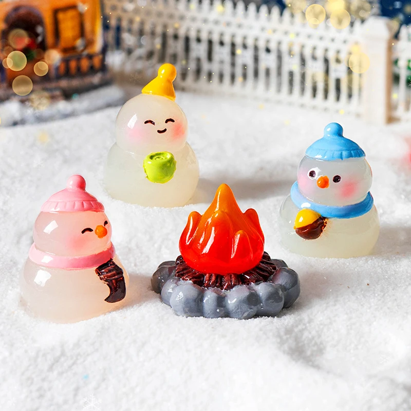 1PC DIY Dollhouse Decoration Mini Luminous Resin Christmas Cute Bonfire Snowman Ornament Glow In The Dark Miniature Figure