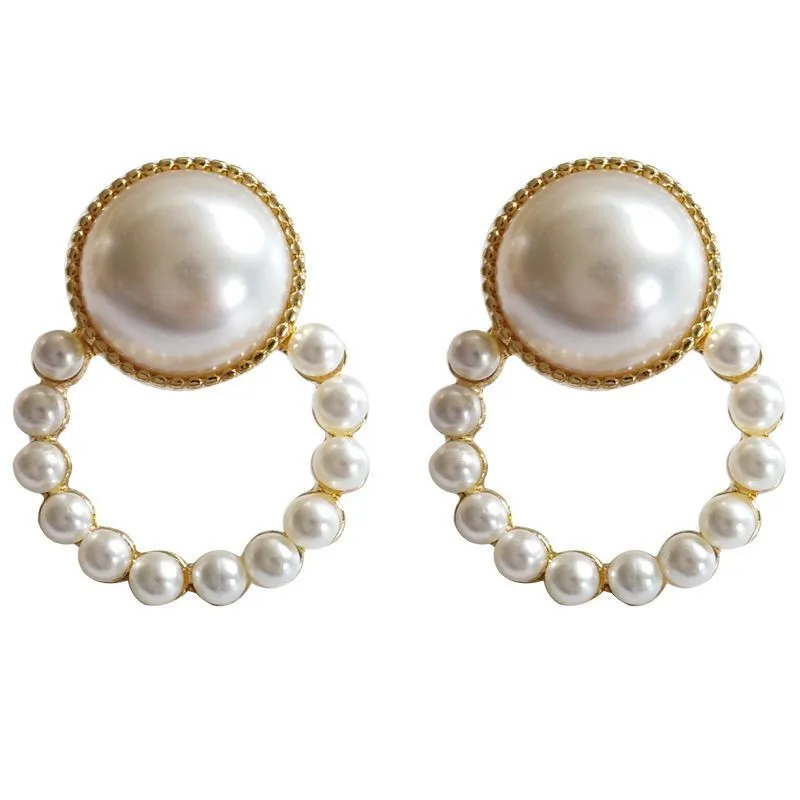 Wholesale Trend Korean Gold Simple Cute Pearl Ear Clasp Hoop Earrings For Women Tiny Huggies Earrings Wedding Party Jewelry