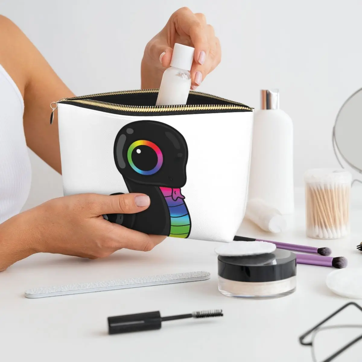 

Sneki Snek Fan Design Razer RGB Sticker Women Cosmetic Bag Travel Makeup Organizer Pouch Toiletry Storage Dopp Kit Box