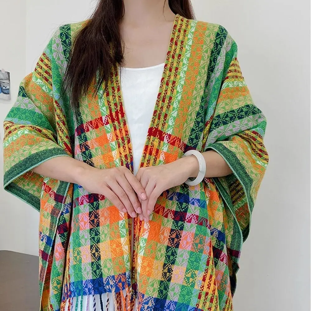 Elegant Bohemian Mongolian Poncho Gradient Color Ethnic Style Knitting Wrap Cloak Keep Warm Winter Knitted Cape for Women
