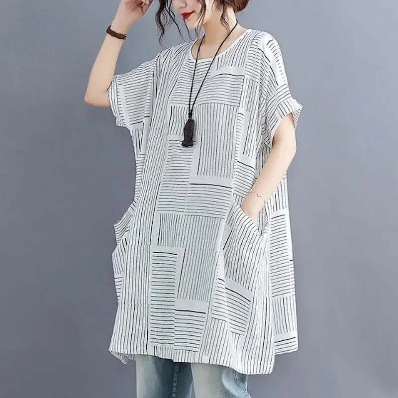 Robes amples décontractées pour femmes, t-shirt à rayures, jupe, Protection solaire, manches courtes, tendance d'été, robe fine surdimensionnée
