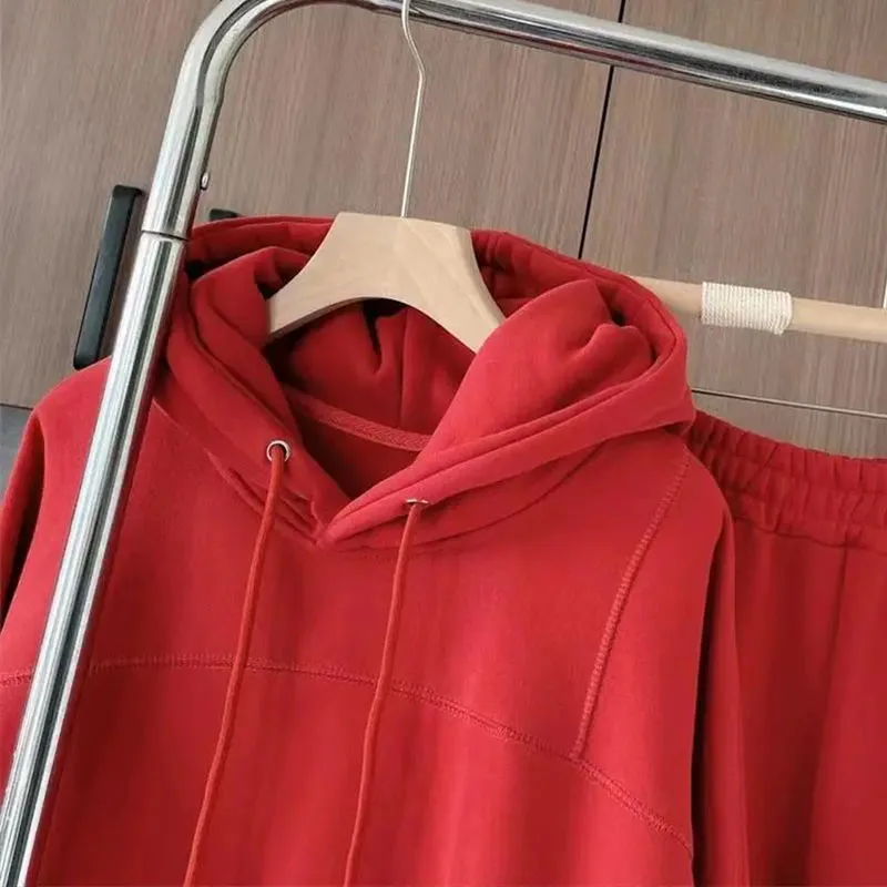 Red Casual Sports Suit Women\'s Winter Fashionable and Stylish Hooded Sweatshirt and Pants Two-piece Set Hoodies for Women