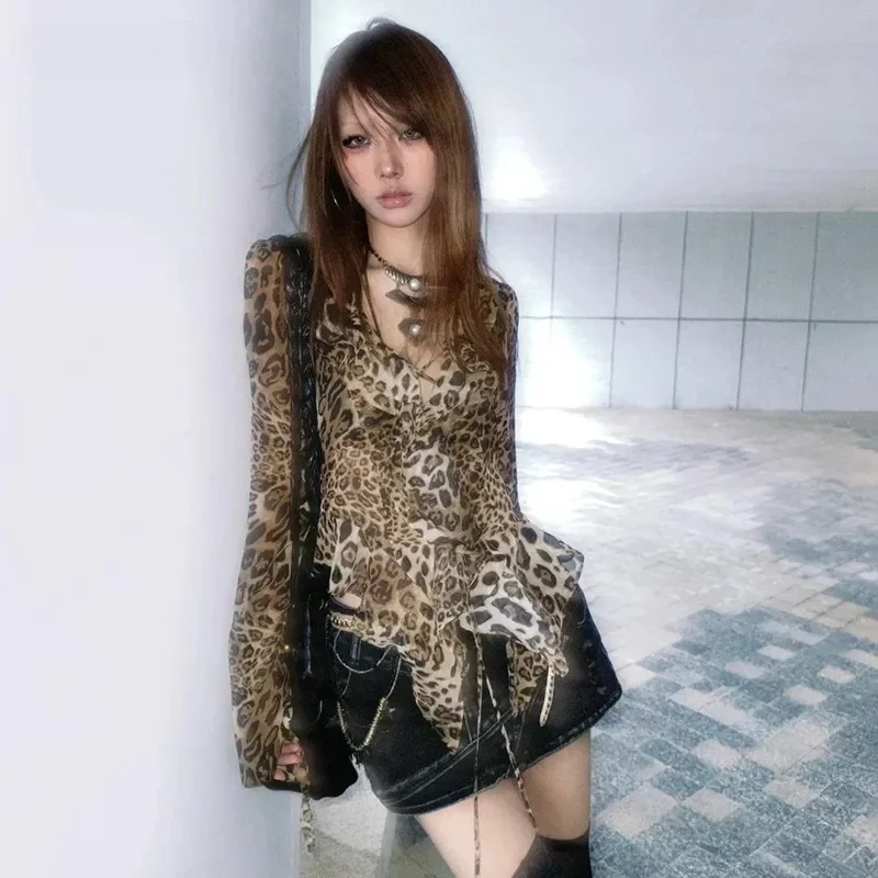 Subculture Y2k Leopard Print T-Shirt Harajuku Ruffled Blouses Grunge Aesthetics V-neck Irregular Shirt Trashy 2000s Vintage Tops