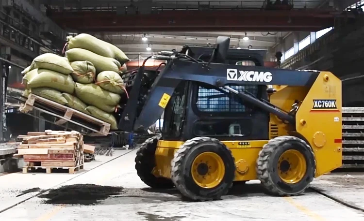 XCMG Official Skid Steer Loader Attachment XTHC10HA Bucket Pallet Forks Hot Sale