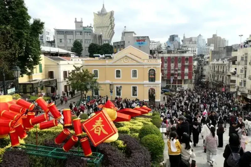 

Для Toyota Tundra 2007-2023: Солнцезащитный козырек на лобовое стекло (нано-изоляция), аксессуар для интерьера автомобиля