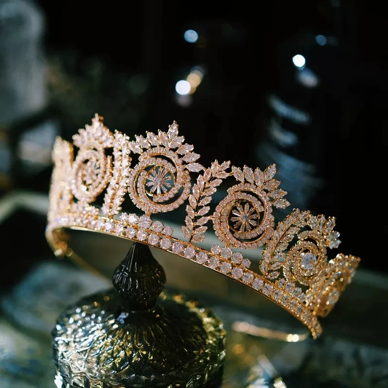 Retro High-End Cubic Hair Crown Bridal Wedding Dress Headpiece New Model Catwalk Beauty Pageant Award Luxurious Tiaras