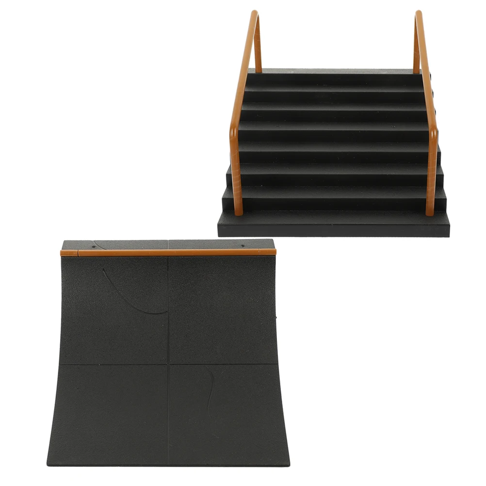 Rampa per skateboard da dito da 2 pezzi, in plastica premium, per ostacoli del parco, pattini assemblati per dita da allenamento per bambini