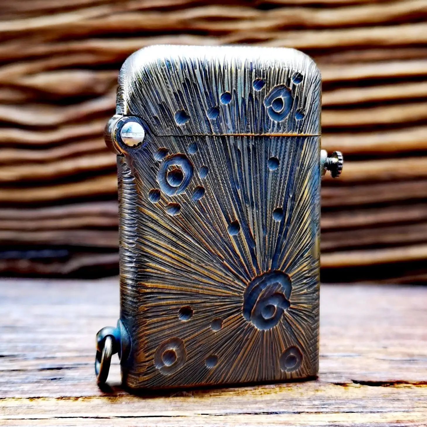 Retro Brass Hand-Engraved Windproof Kerosenes Lighter Classic One-Touch Mechanical Ejection Ignition Gift Item