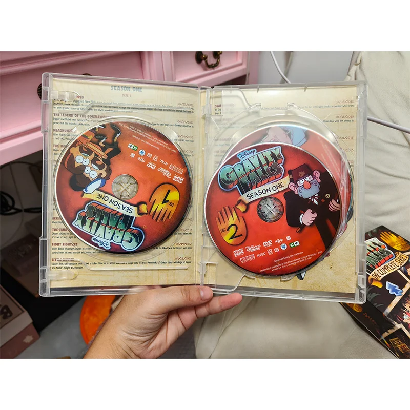 アニメ「グラビティフォールズ」全シリーズ7枚組dvdセット（英語版）、アニメーションコレクション、ホームエンターテインメント用。