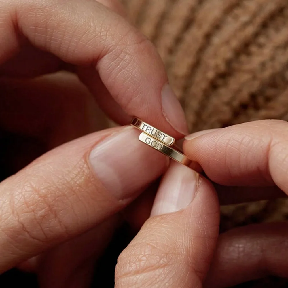 

Элегантное винтажное регулируемое двухслойное кольцо из нержавеющей стали «TRUST GOD», повседневные и подарки, всесезонные для женщин и мужчин, ювелирные изделия